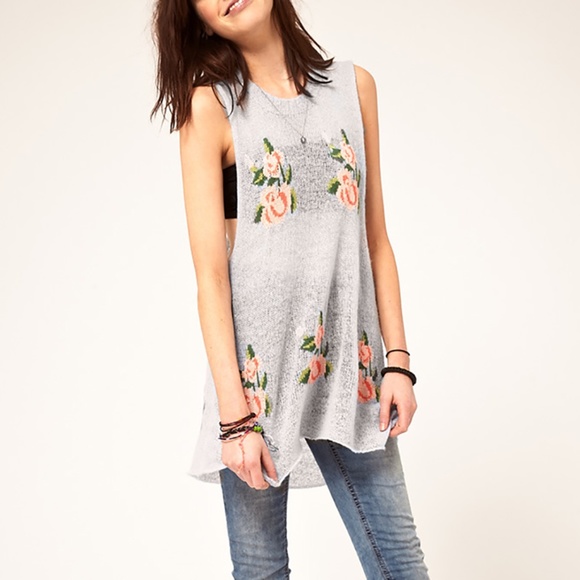 WILDFOX White Label Prairie Rose Tank Top - Picture 5 of 8